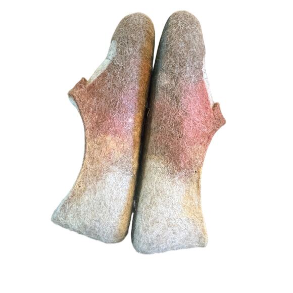 Jurga Felt Life Brown Beige Wool Felt & Organic Upper Latex Bottom Cat Slippers - Picture 9 of 16